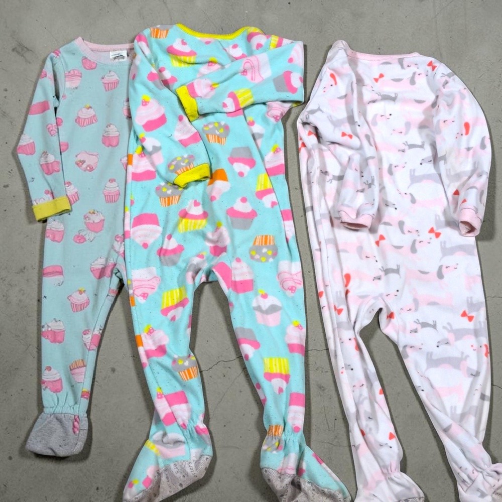 Carters 3T Girls Fleece Pajamas Lot 3 Cupcake Dog Leopard Footed Sleepers Pink - Picture 6 of 9